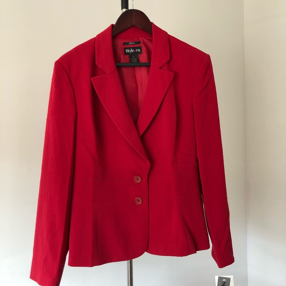 NWT Style & Co. ruby red blazer size 14, lined